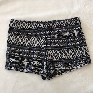Hot Kiss | tribal booty shorts